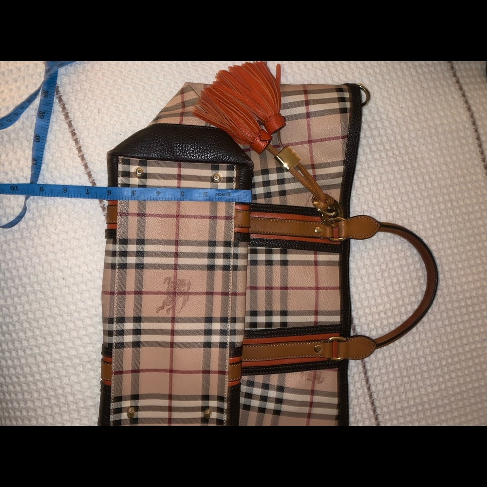 Burberry handbag - Picture 14 of 16